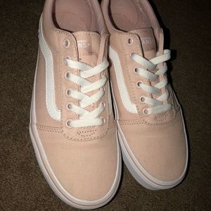 VANS WOMENS